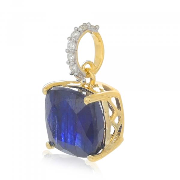 Gold pendant 18 carats, Sapphire and Diamonds BeauReal